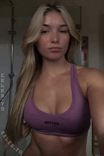Full leaked Anoukifit private onlyfans photo