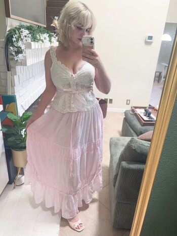 Full leaked Aretteepls private onlyfans photo