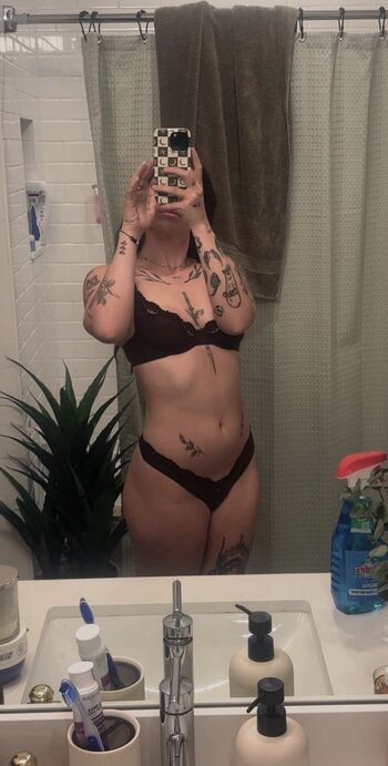 Full leaked Baileygoat private onlyfans photo