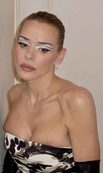 Billie Piper