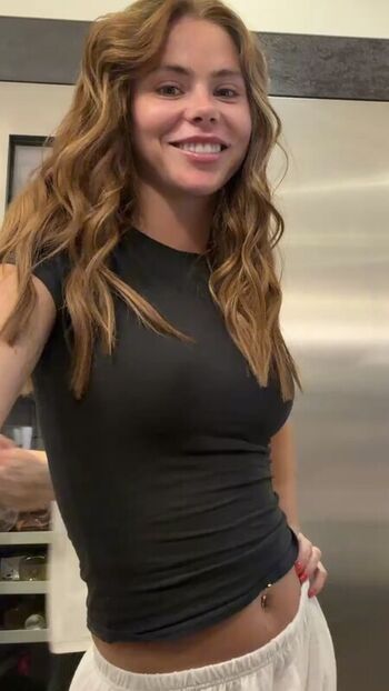 Full leaked Faithlouisak page private onlyfans photo