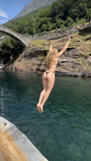 Full leaked Fitbyhannaah page private onlyfans photo