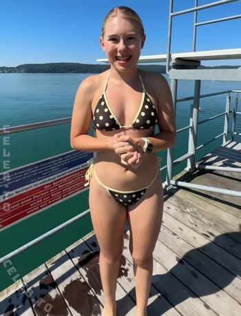 Full leaked Fitbyhannaah page private onlyfans photo
