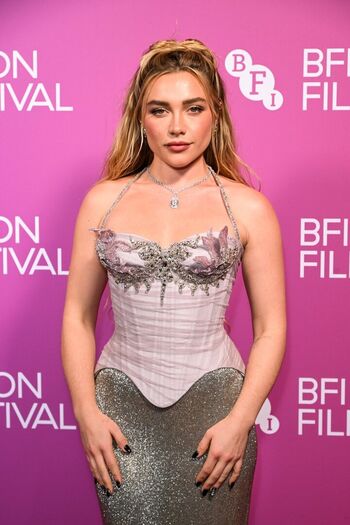 Full leaked Florence pugh private onlyfans photo