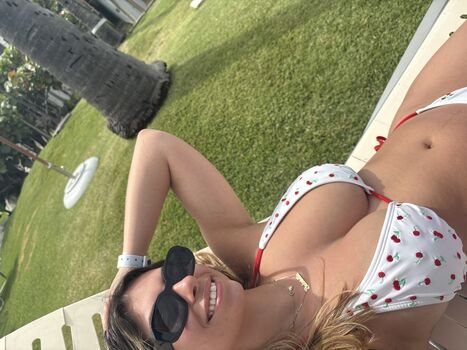 gaby_zola