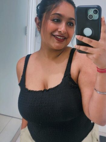 Indian Tango Girls