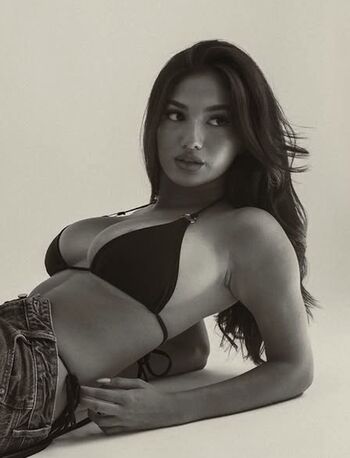 Full leaked Jasmine lillyyyy private onlyfans photo