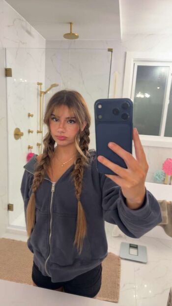 Full leaked Mikayla campinos private onlyfans photo