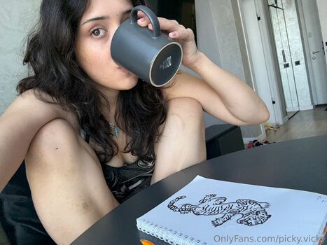 Full leaked Picky vicky private onlyfans photo