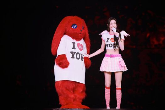 Full leaked Song yuqi private onlyfans photo