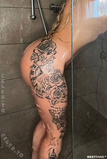 Full leaked Xlaura private onlyfans photo
