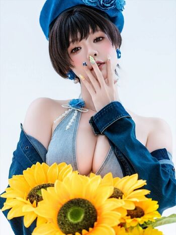 Ying Tze